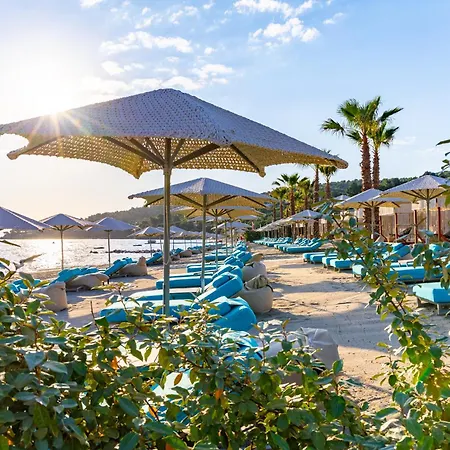 Курортный комплекс Miraggio Thermal 5*